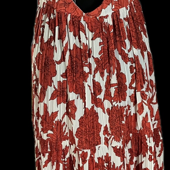 RED & WHITE MAXI DRESS - Picture 1 of 4